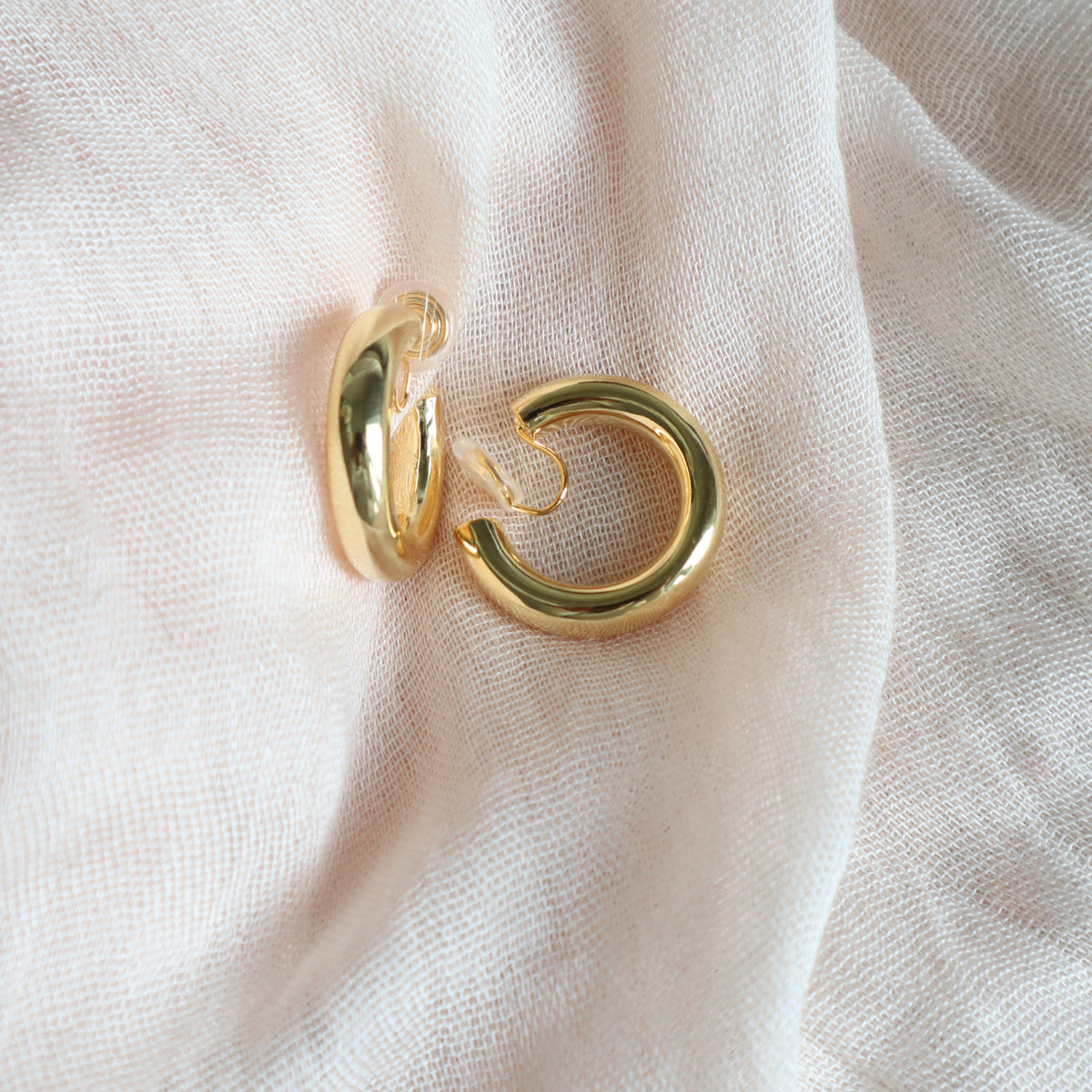 gold hoop clip on earrings